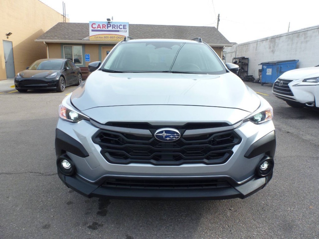 2024 Subaru Crosstrek Image 2