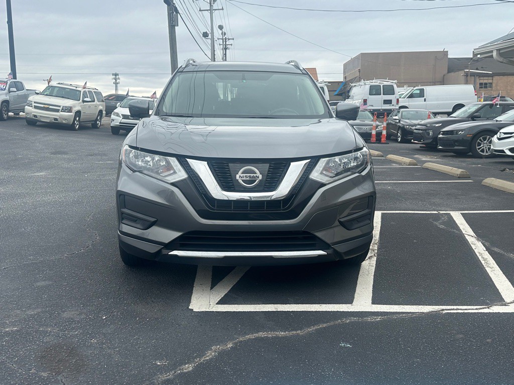 2017 Nissan Rogue Image 3