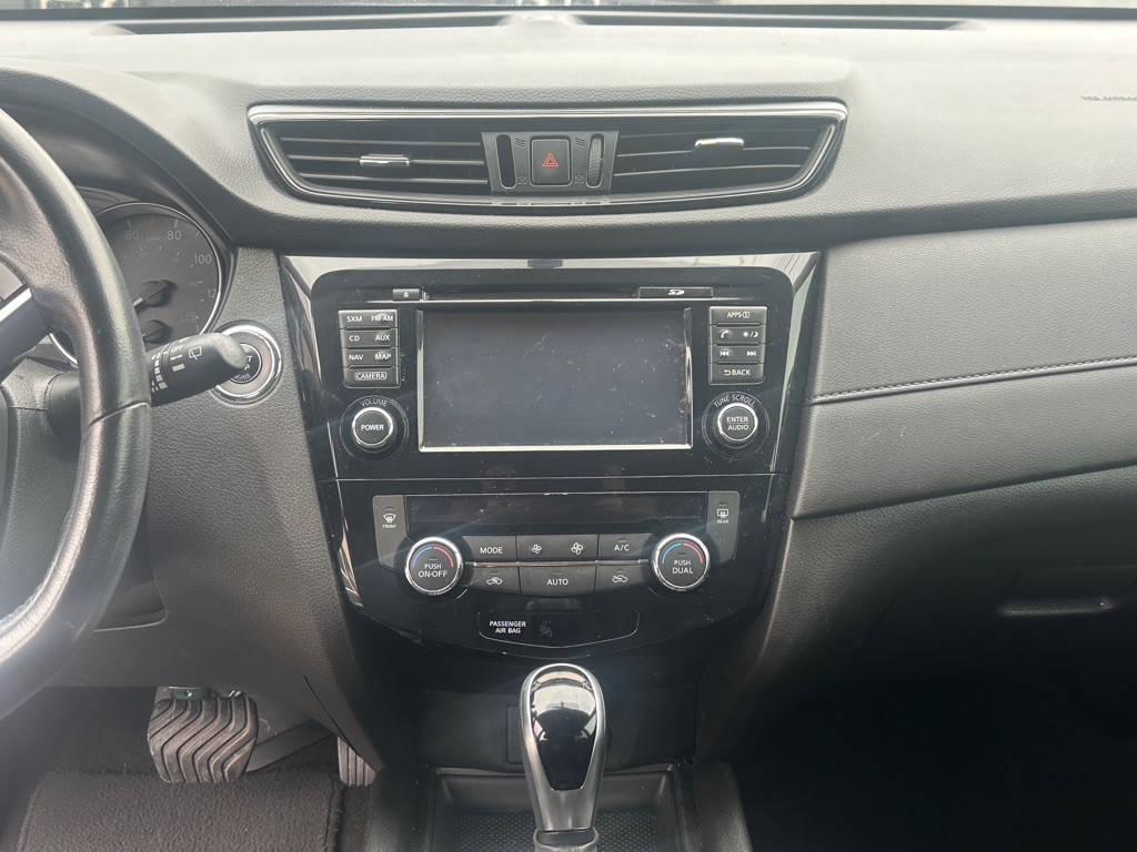 2017 Nissan Rogue Image 7