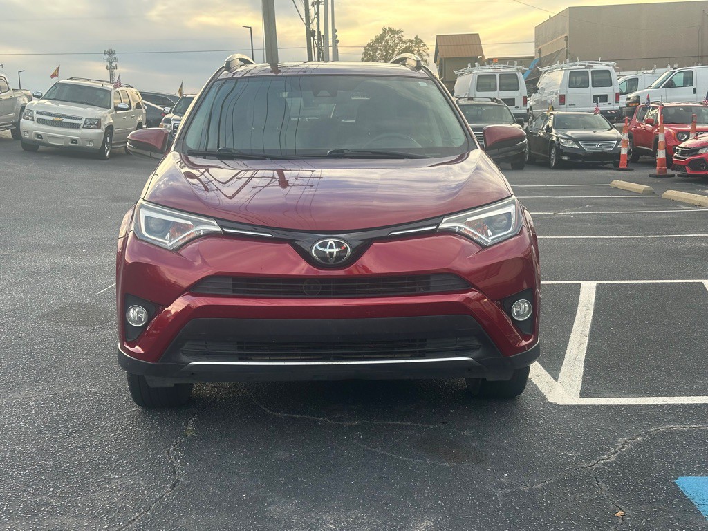 2018 Toyota Rav4 Image 2