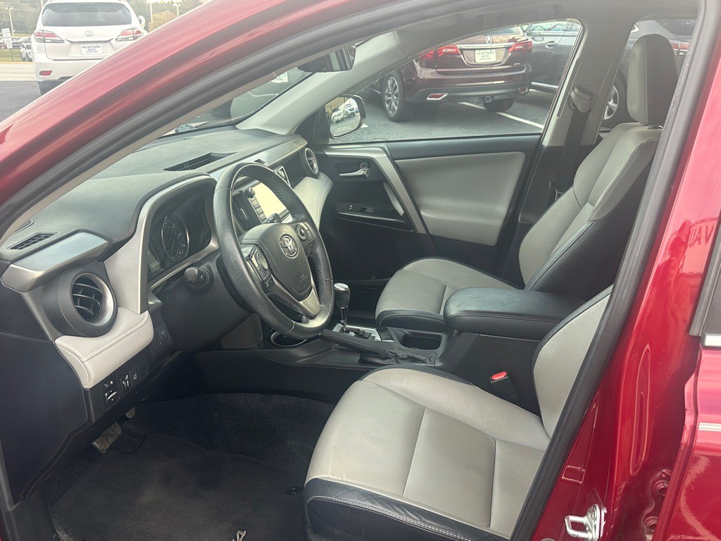 2018 Toyota Rav4 Image 5