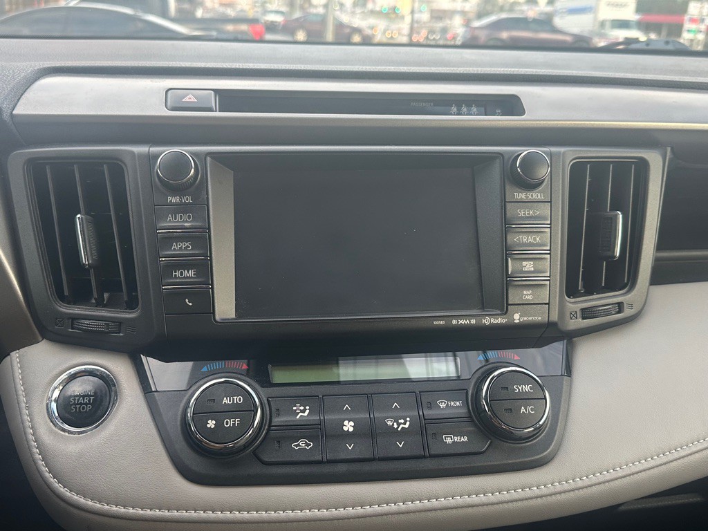 2018 Toyota Rav4 Image 6