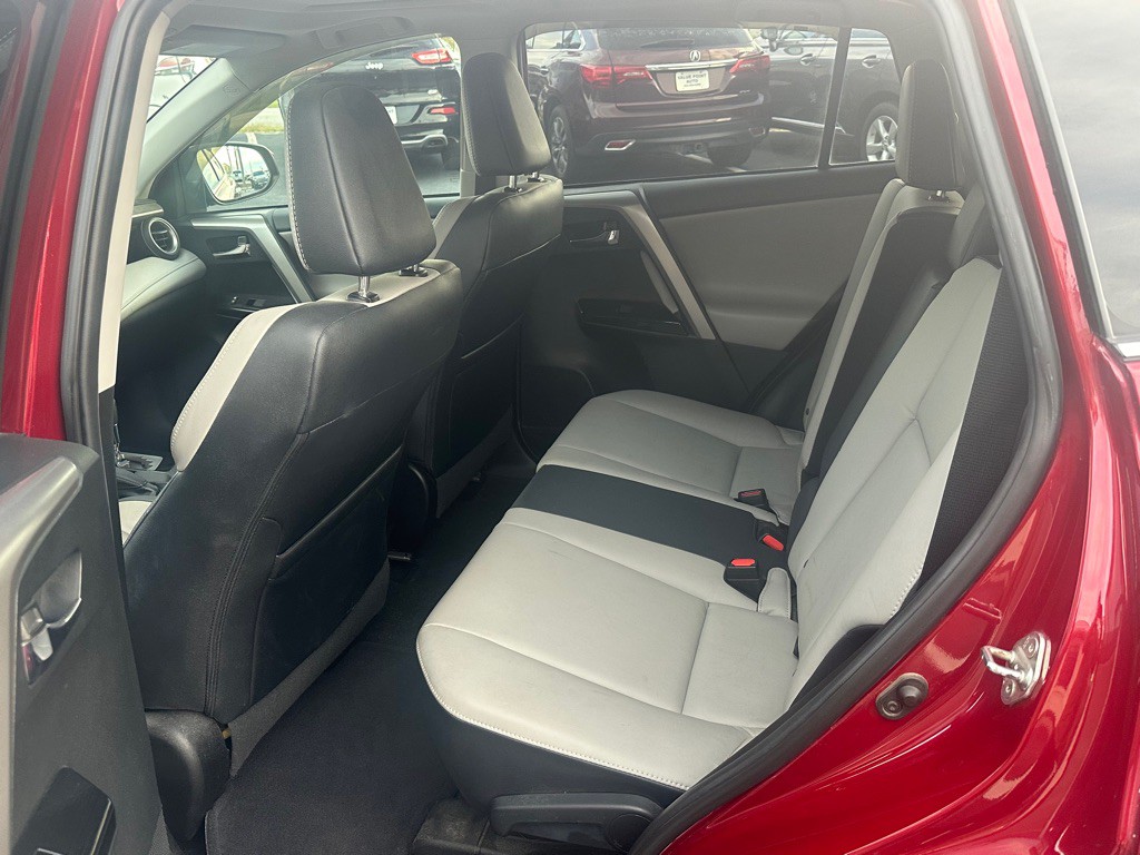2018 Toyota Rav4 Image 9