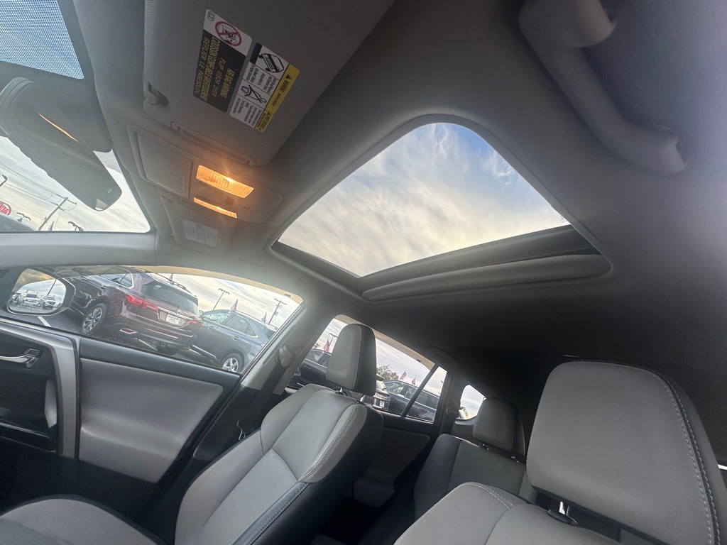 2018 Toyota Rav4 Image 10