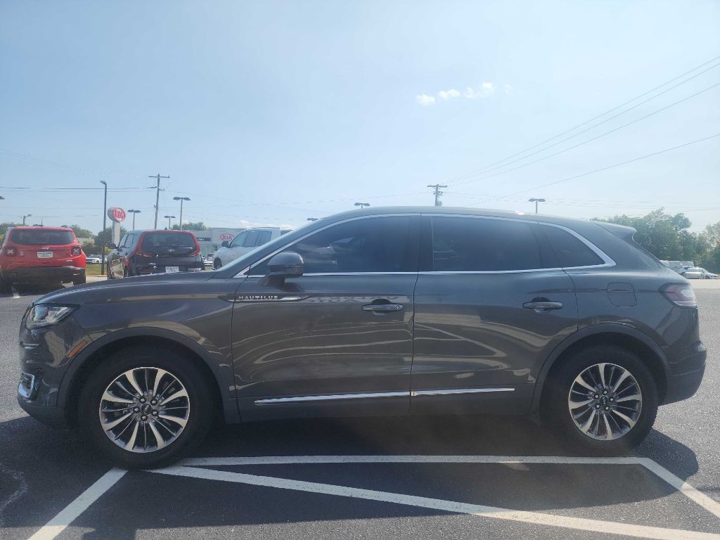 2019 Lincoln Nautilus Image 3