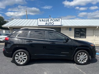 Image for 2017 Jeep Cherokee Overland ID: 6930687