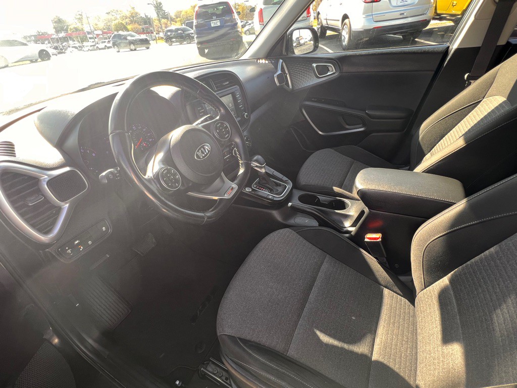 2020 Kia Soul Image 6