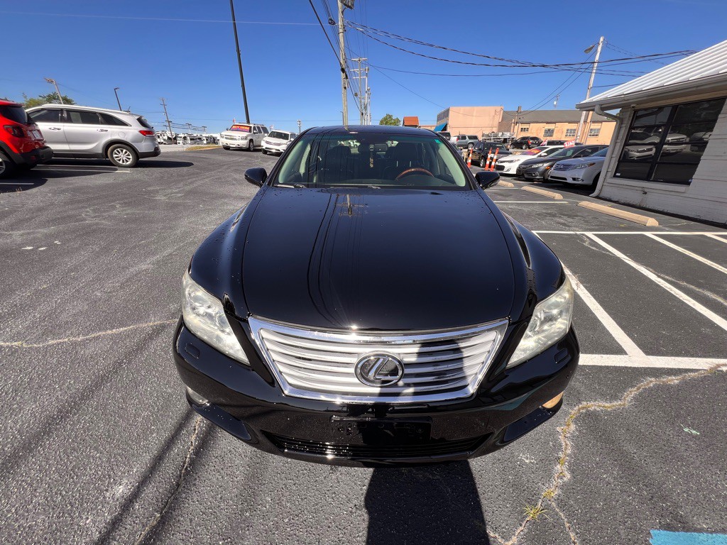 2012 Lexus LS 460 Image 2