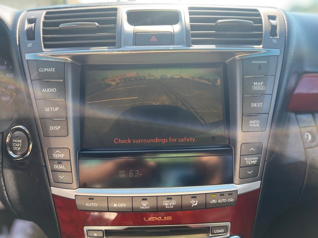 2012 Lexus LS 460 Image 9