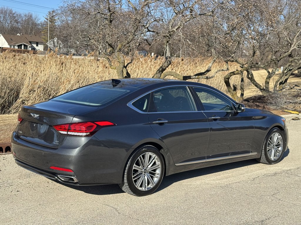 2018 Genesis G80 Image 2