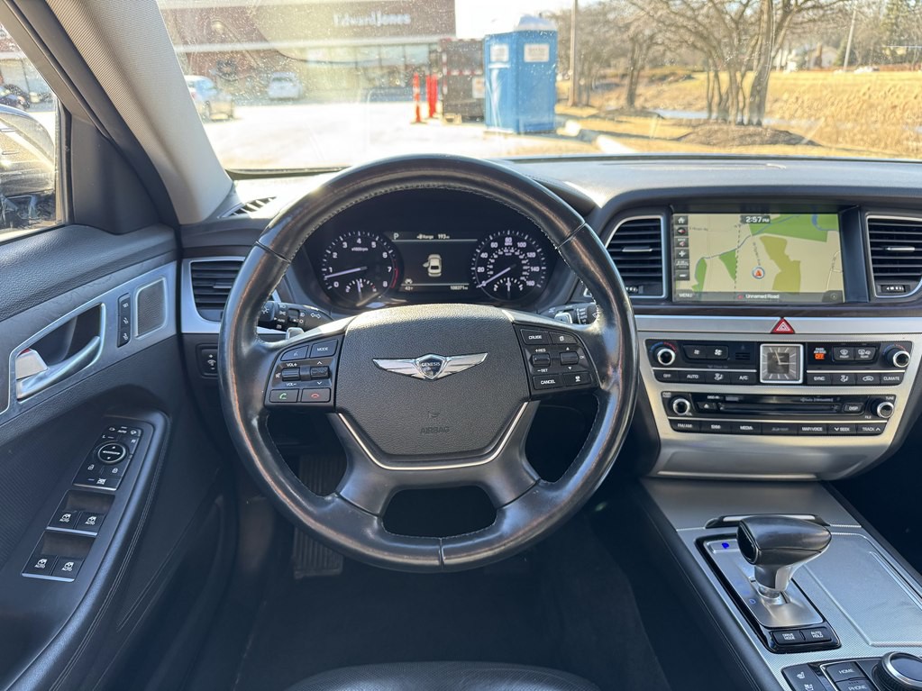 2018 Genesis G80 Image 16