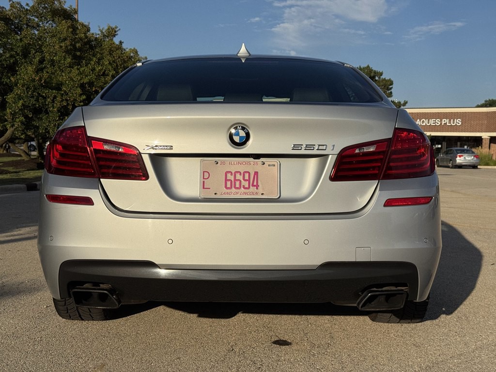 2015 BMW 5 Series Image 8