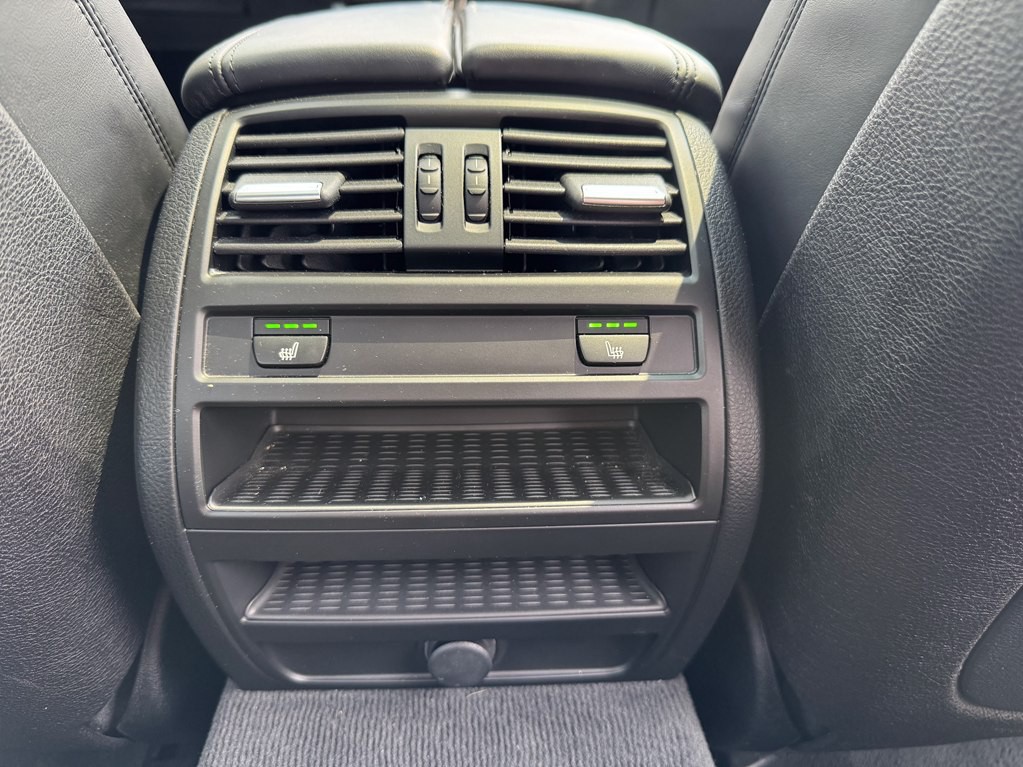 2015 BMW 5 Series Image 38