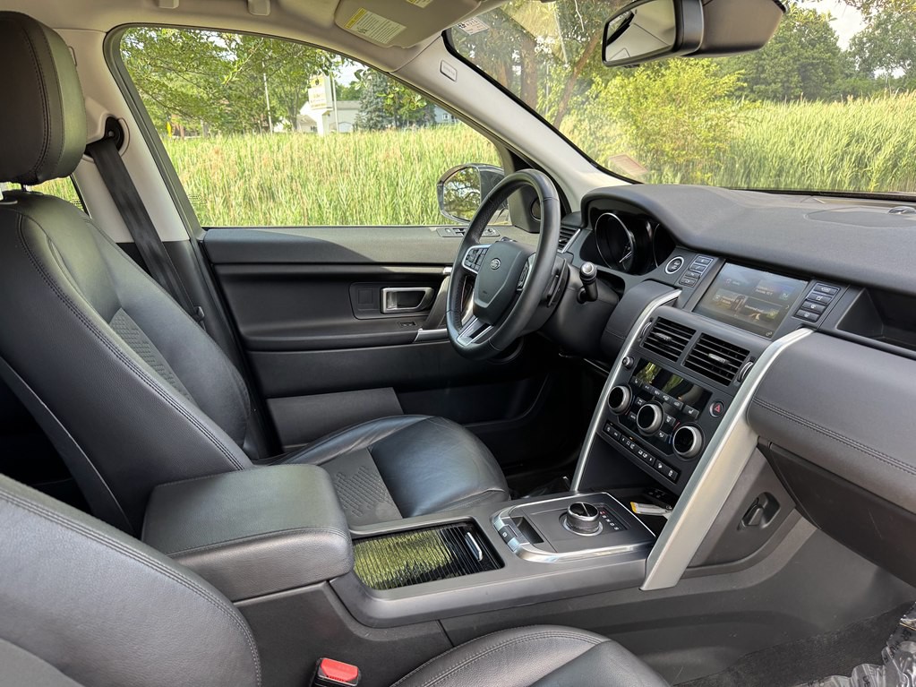 2019 Land Rover Discovery Sport Image 20