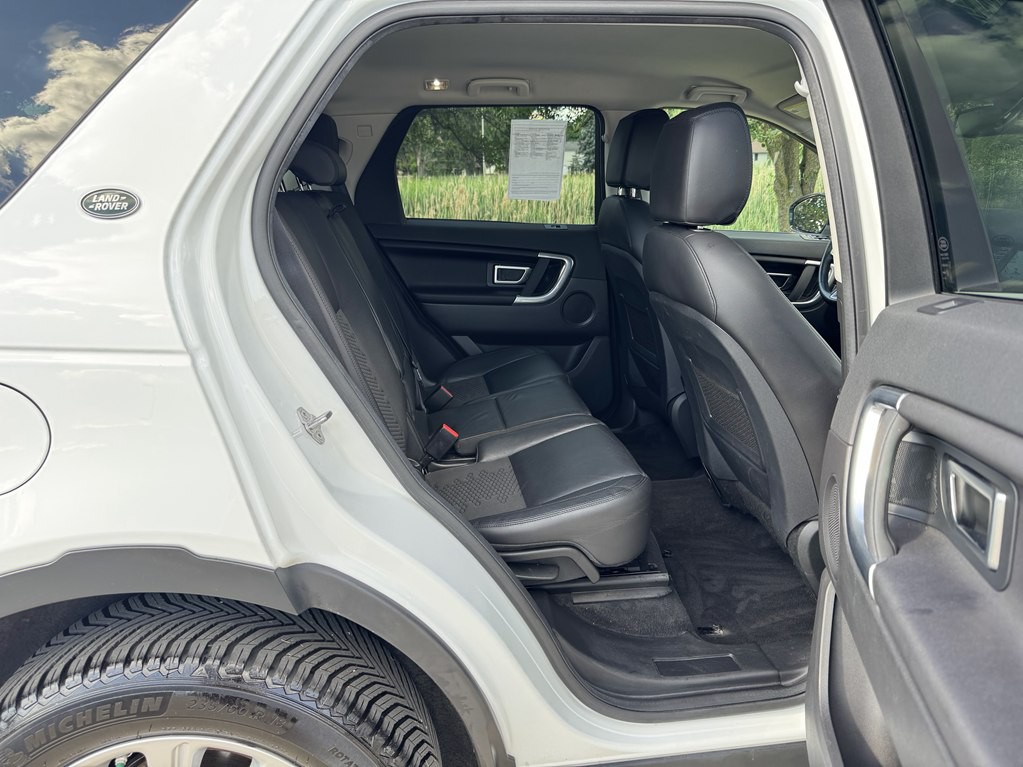 2019 Land Rover Discovery Sport Image 23