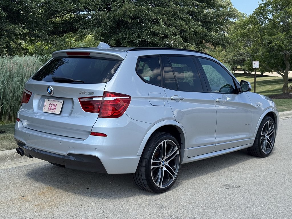 2016 BMW X3 Image 2