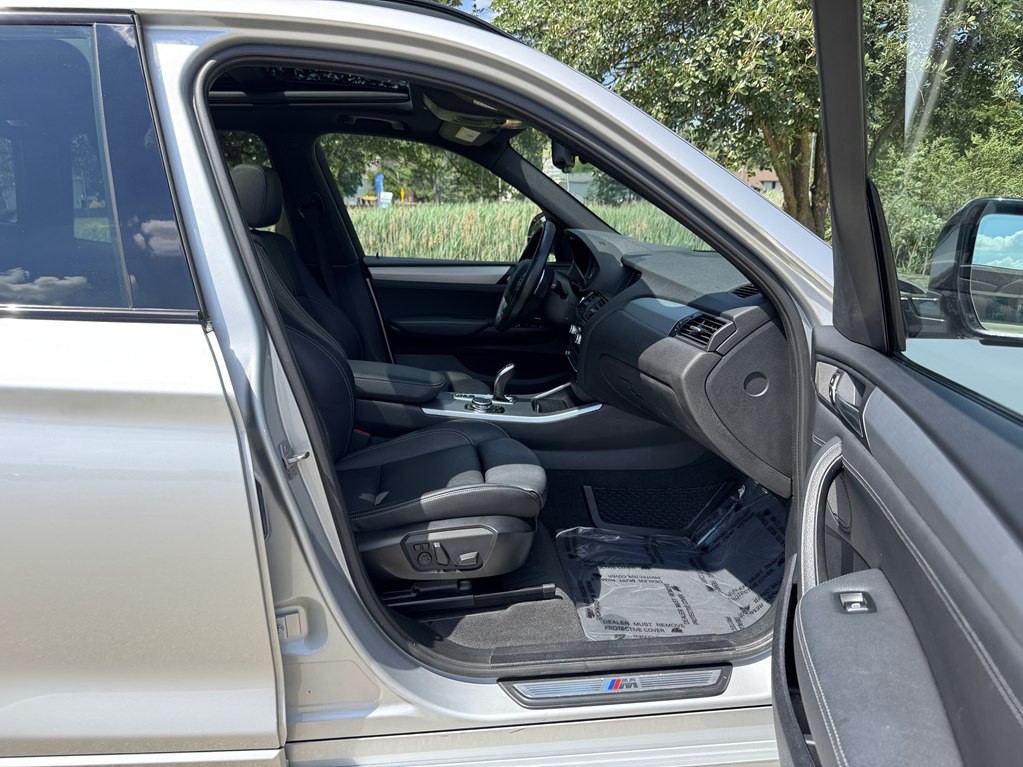 2016 BMW X3 Image 28
