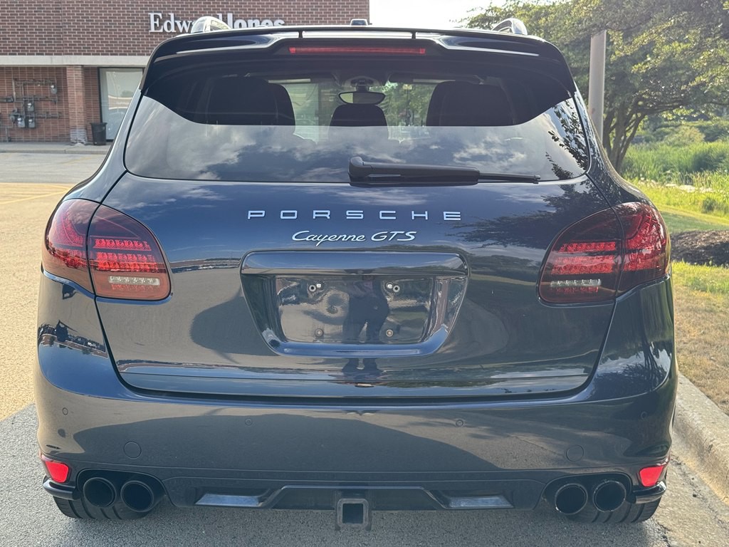 2013 Porsche Cayenne Image 8