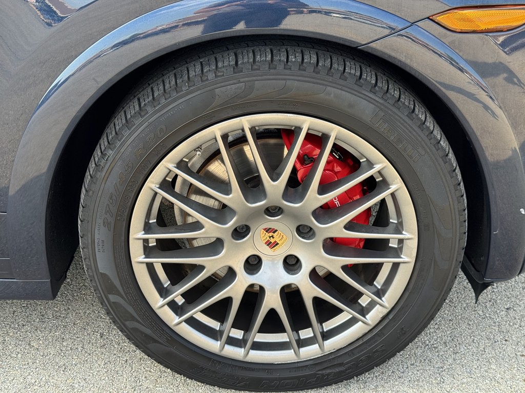 2013 Porsche Cayenne Image 14