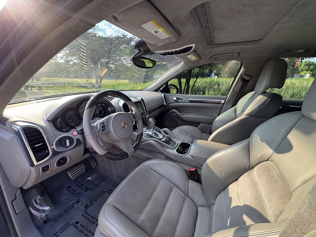 2013 Porsche Cayenne Image 29