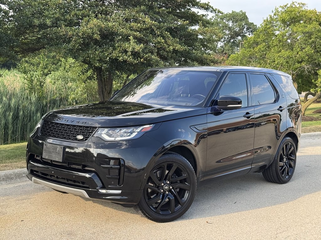 2017 Land Rover Discovery Image 1
