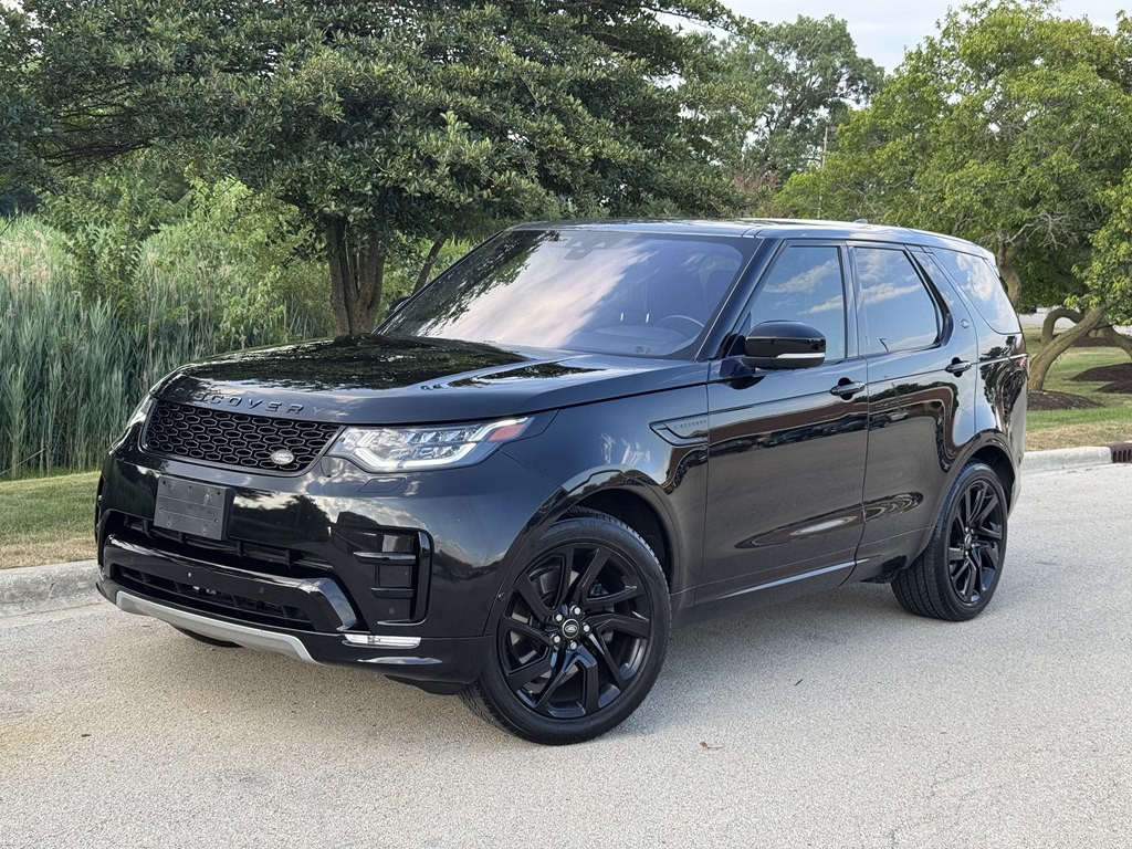 2017 Land Rover Discovery Image 17