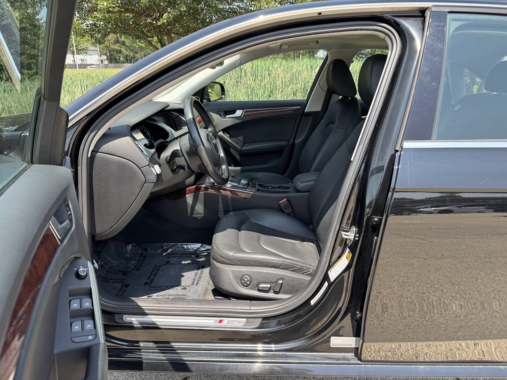 2012 Audi A4 Image 32