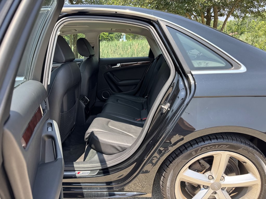 2012 Audi A4 Image 36