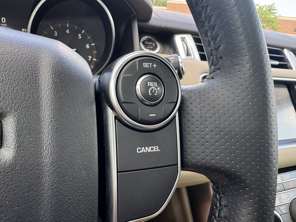 2016 Land Rover Range Rover Image 27