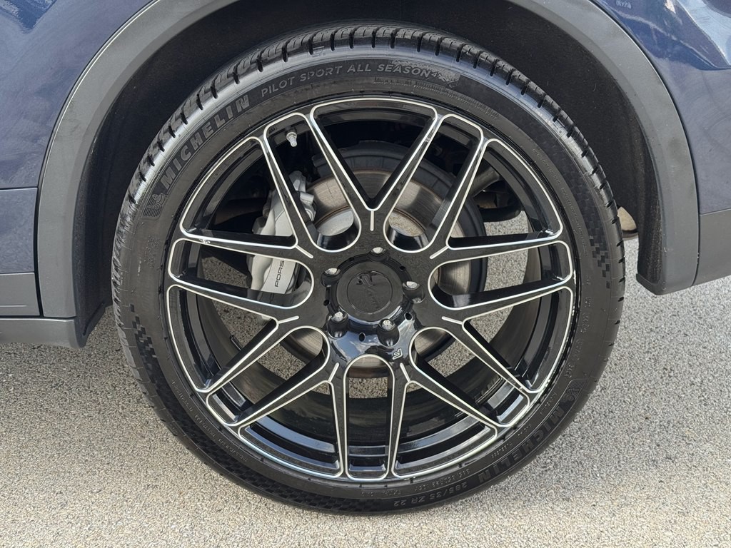 2011 Porsche Cayenne Image 12