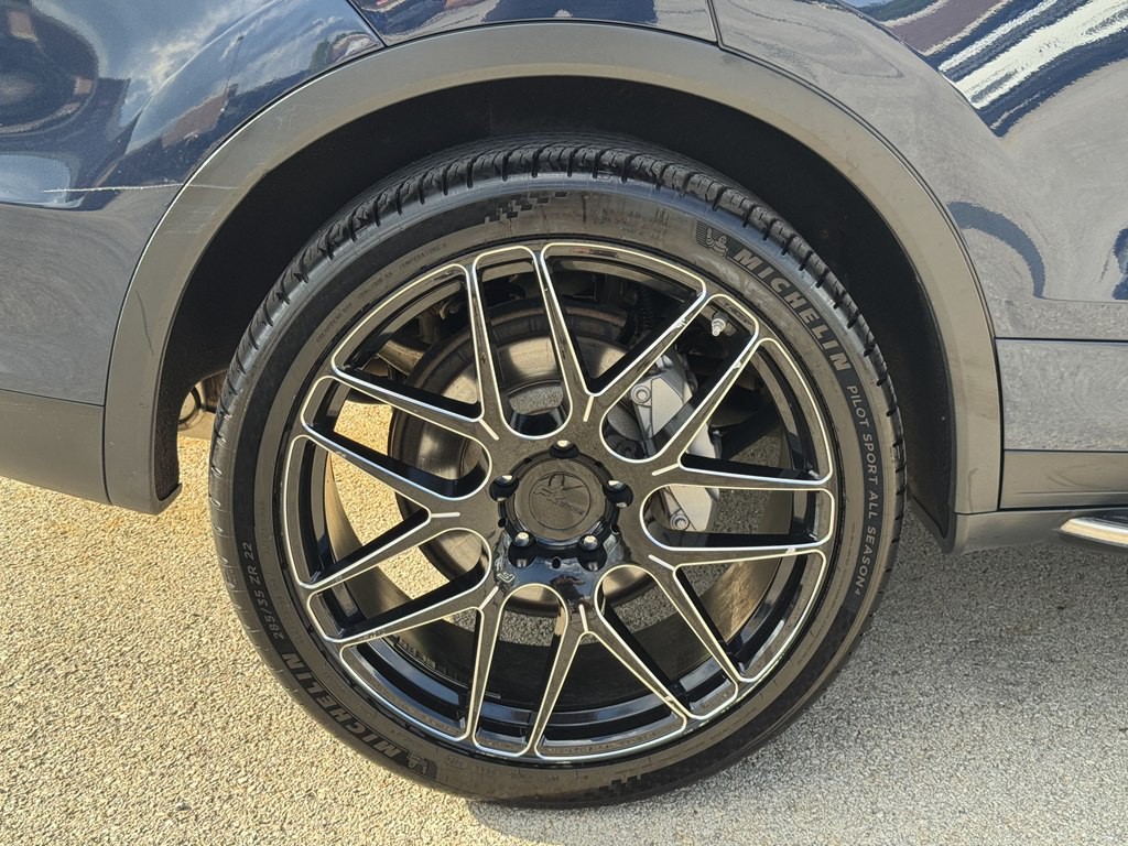 2011 Porsche Cayenne Image 13