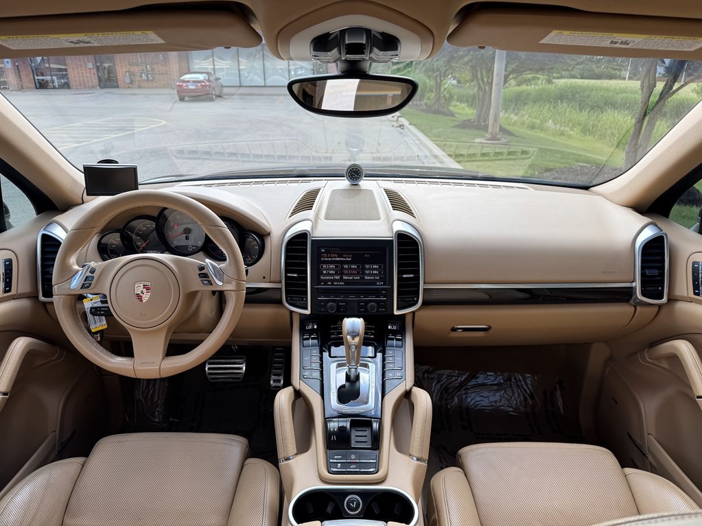 2011 Porsche Cayenne Image 23