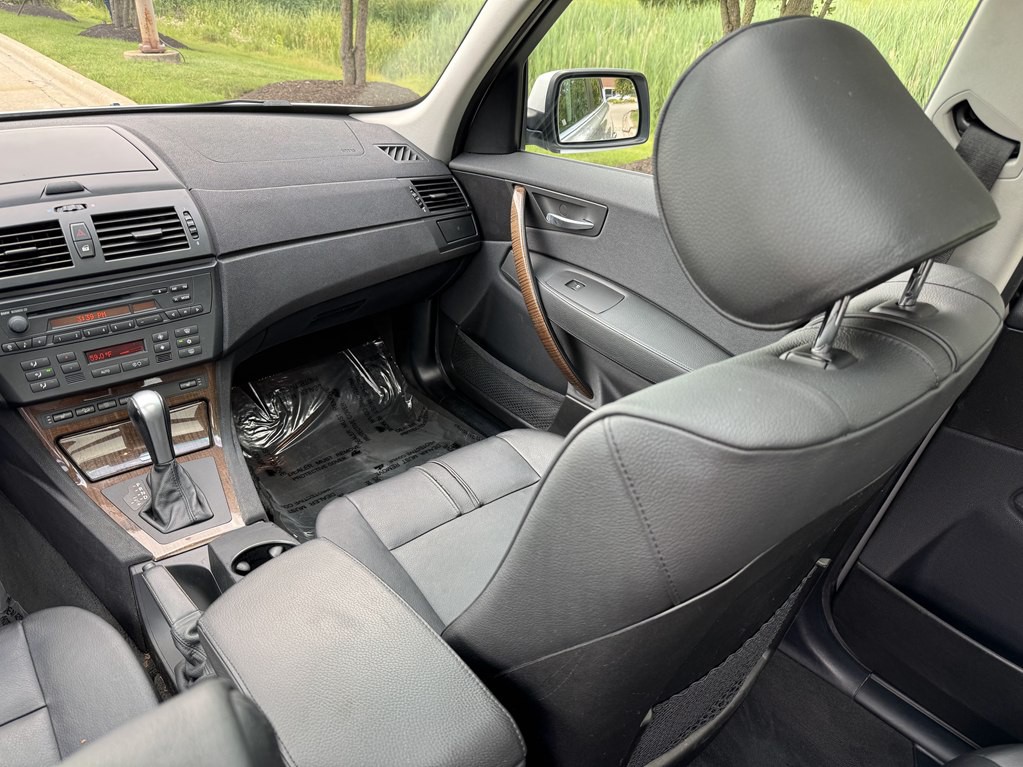 2006 BMW X3 Image 32