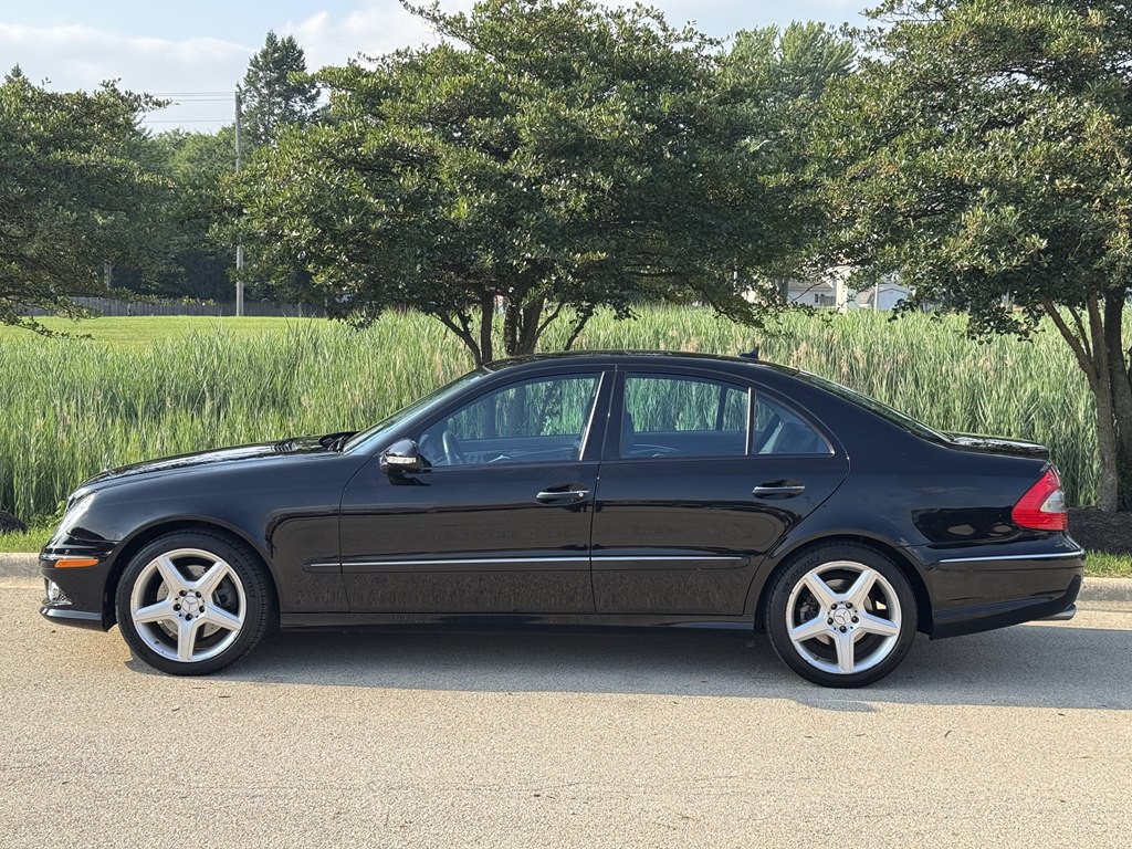 2009 Mercedes-Benz E-Class Image 6