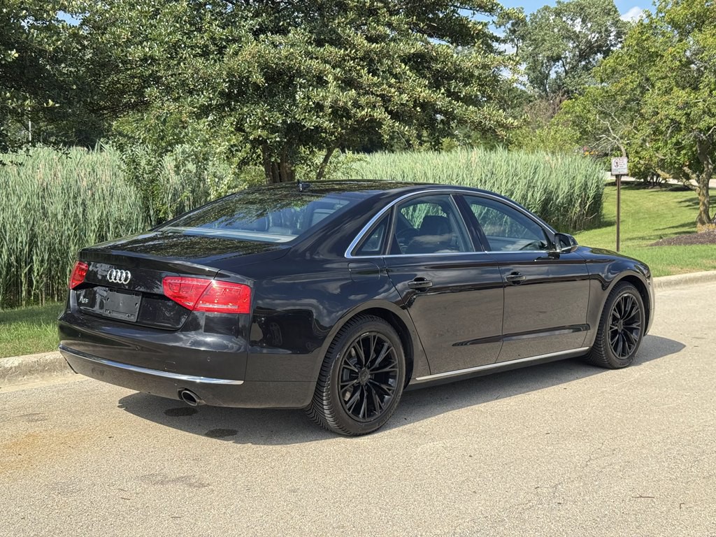 2013 Audi A8 Image 2