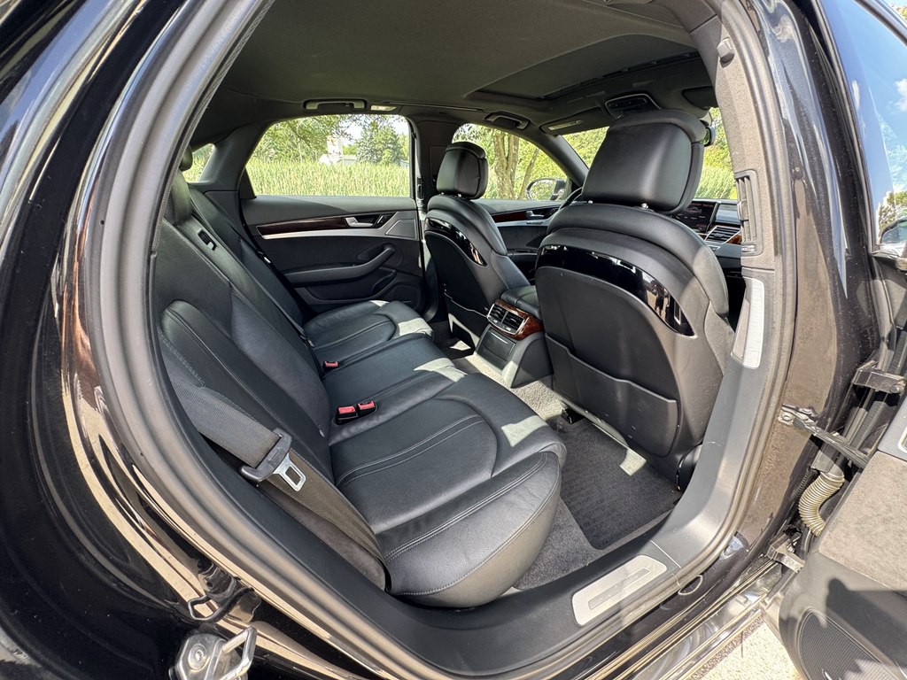 2013 Audi A8 Image 29