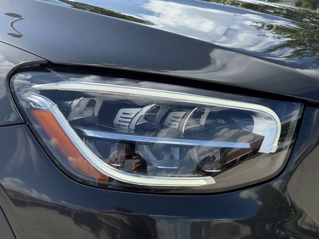 2020 Mercedes-Benz GLC-Class Image 9