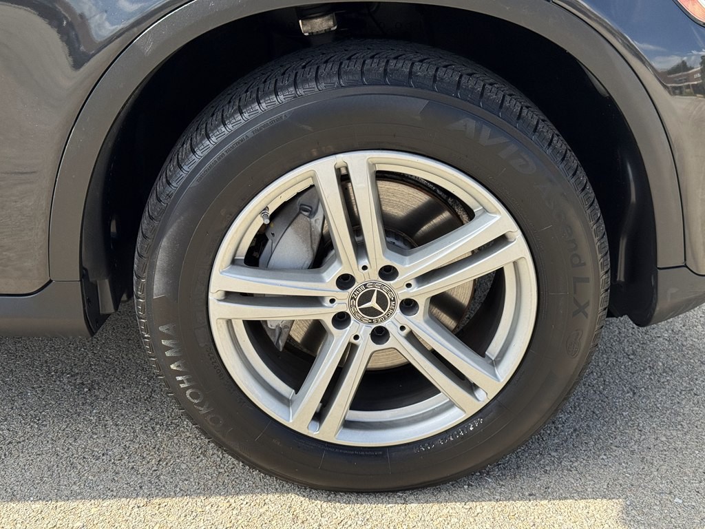 2020 Mercedes-Benz GLC-Class Image 12