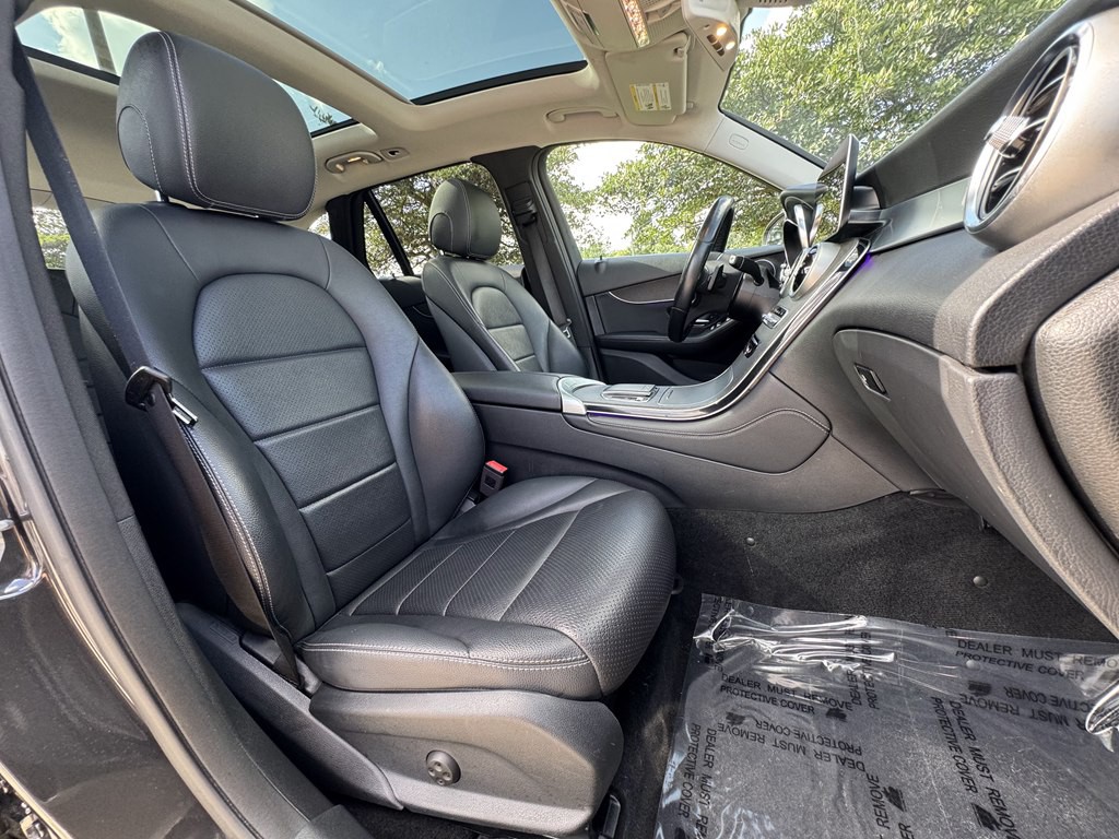 2020 Mercedes-Benz GLC-Class Image 27