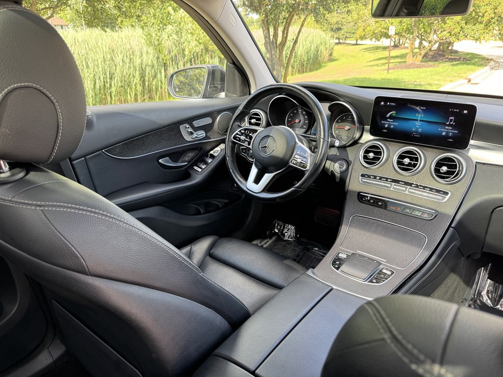 2020 Mercedes-Benz GLC-Class Image 33