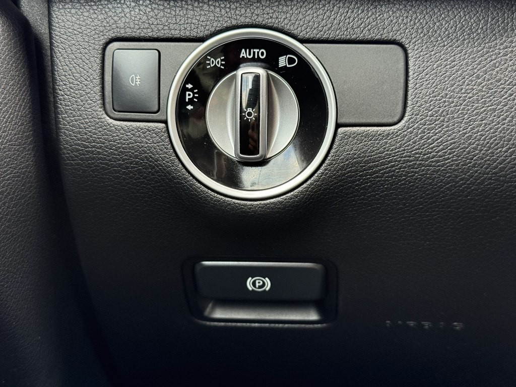 2013 Mercedes-Benz GL-Class Image 28