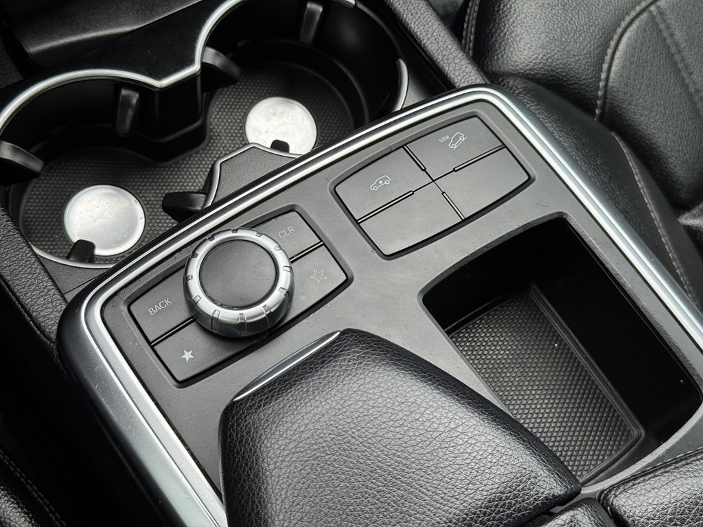 2013 Mercedes-Benz GL-Class Image 32