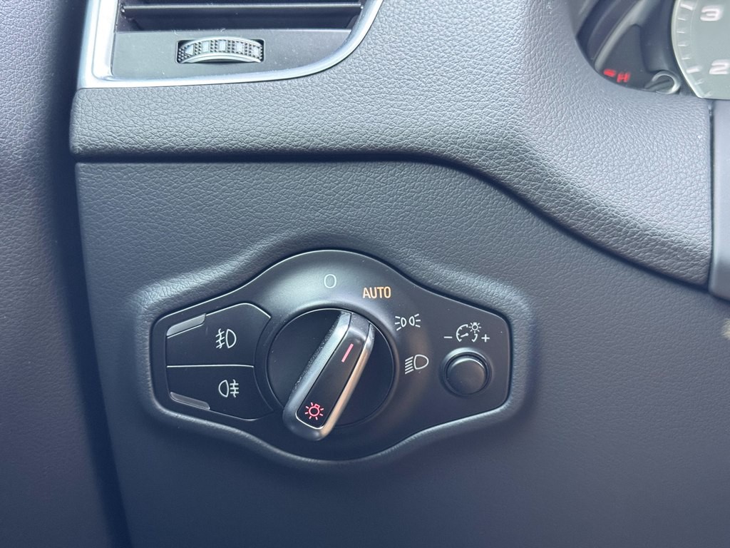 2016 Audi Q5 Image 46