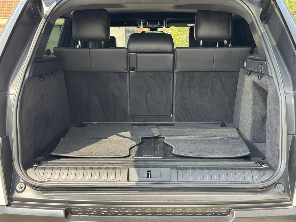 2016 Land Rover Range Rover Image 18