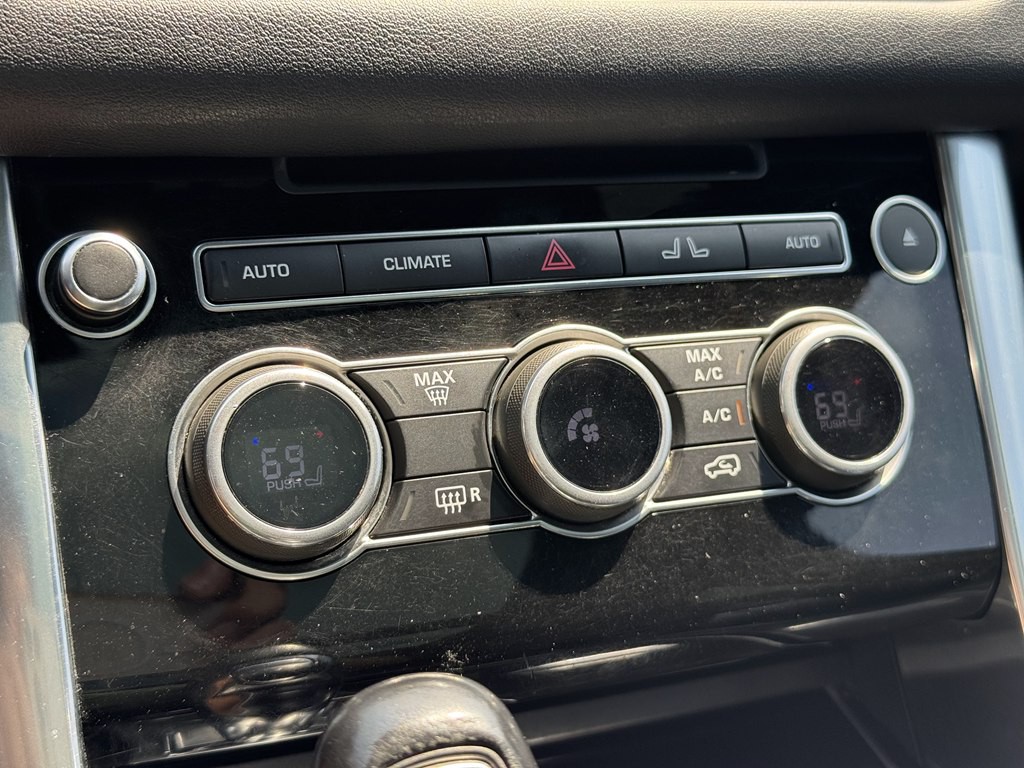 2016 Land Rover Range Rover Image 26
