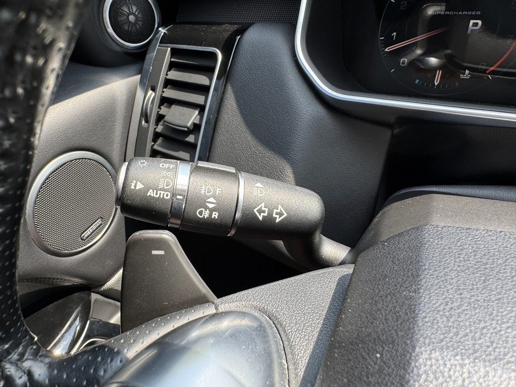 2016 Land Rover Range Rover Image 28
