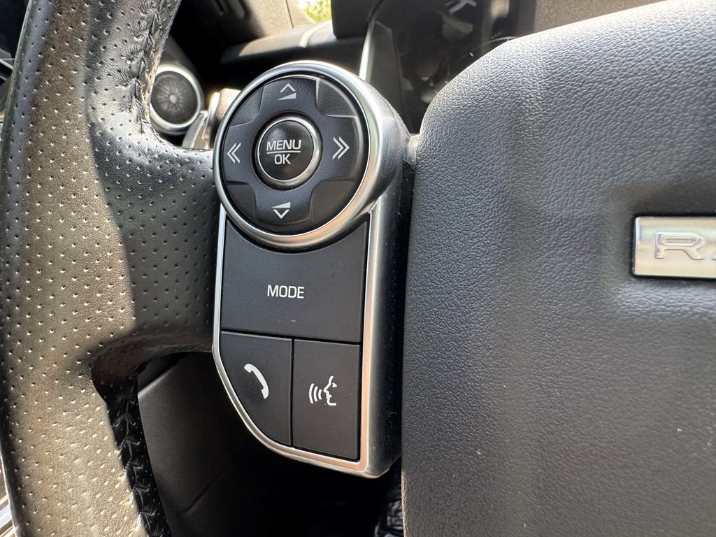 2016 Land Rover Range Rover Image 30