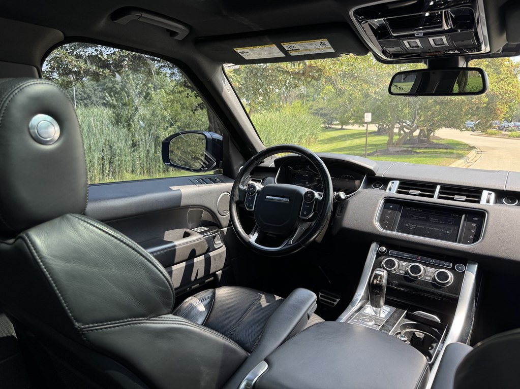 2016 Land Rover Range Rover Image 31