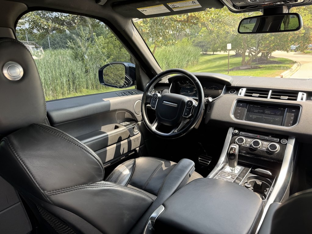 2016 Land Rover Range Rover Image 38