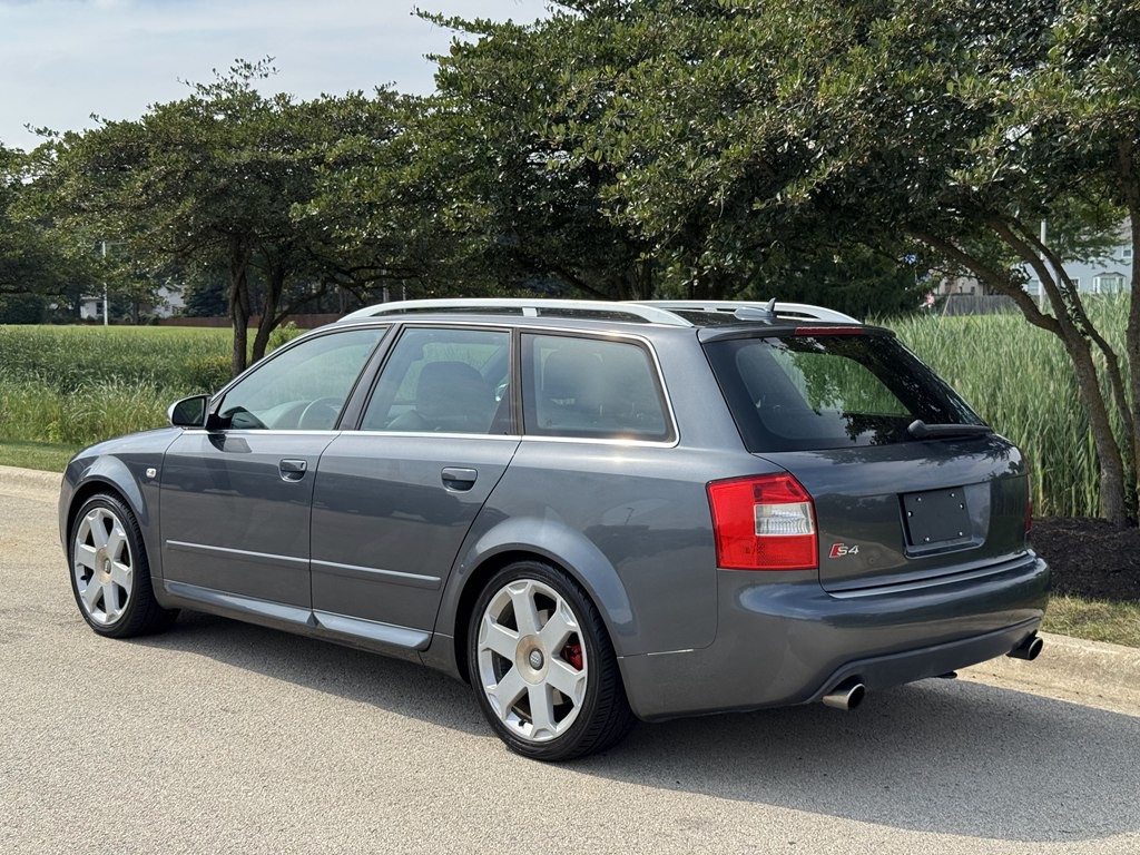 2005 Audi S4 Image 4